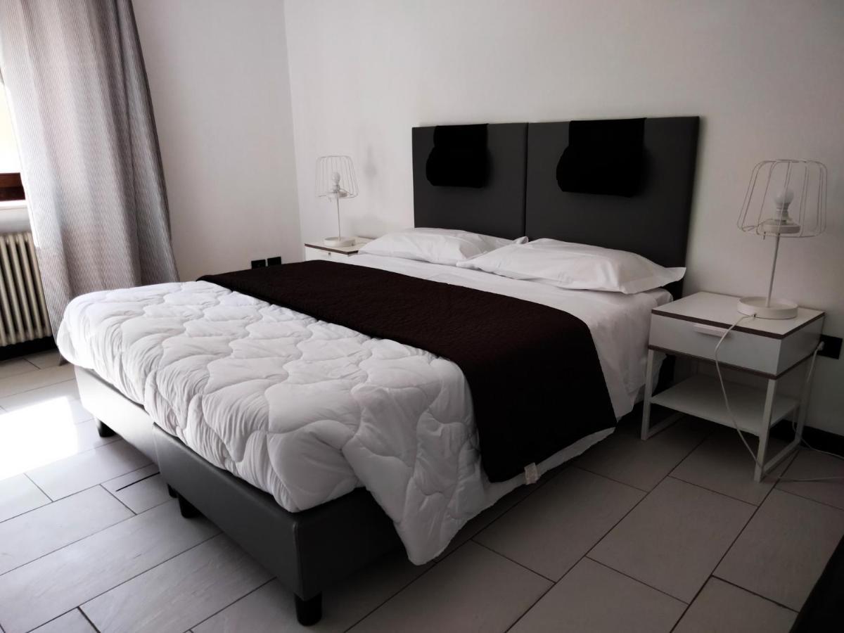 Ferienwohnung Casale Mammarella LʼAquila Exterior foto
